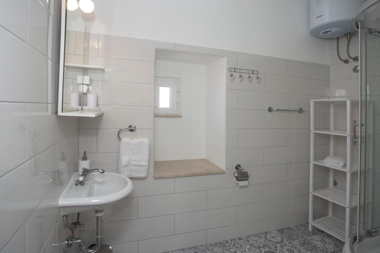 Town Place Apartment Split Extérieur photo