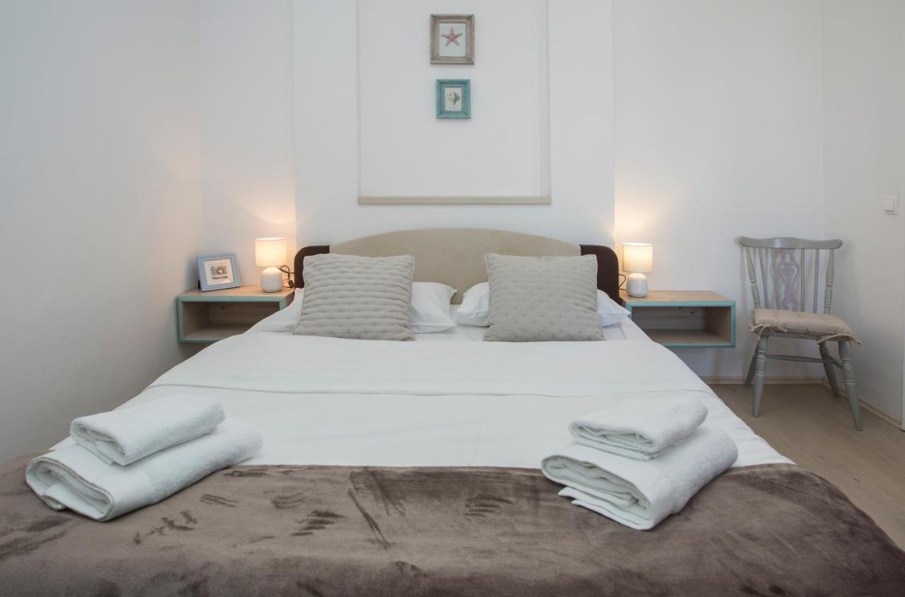Town Place Apartment Split Extérieur photo
